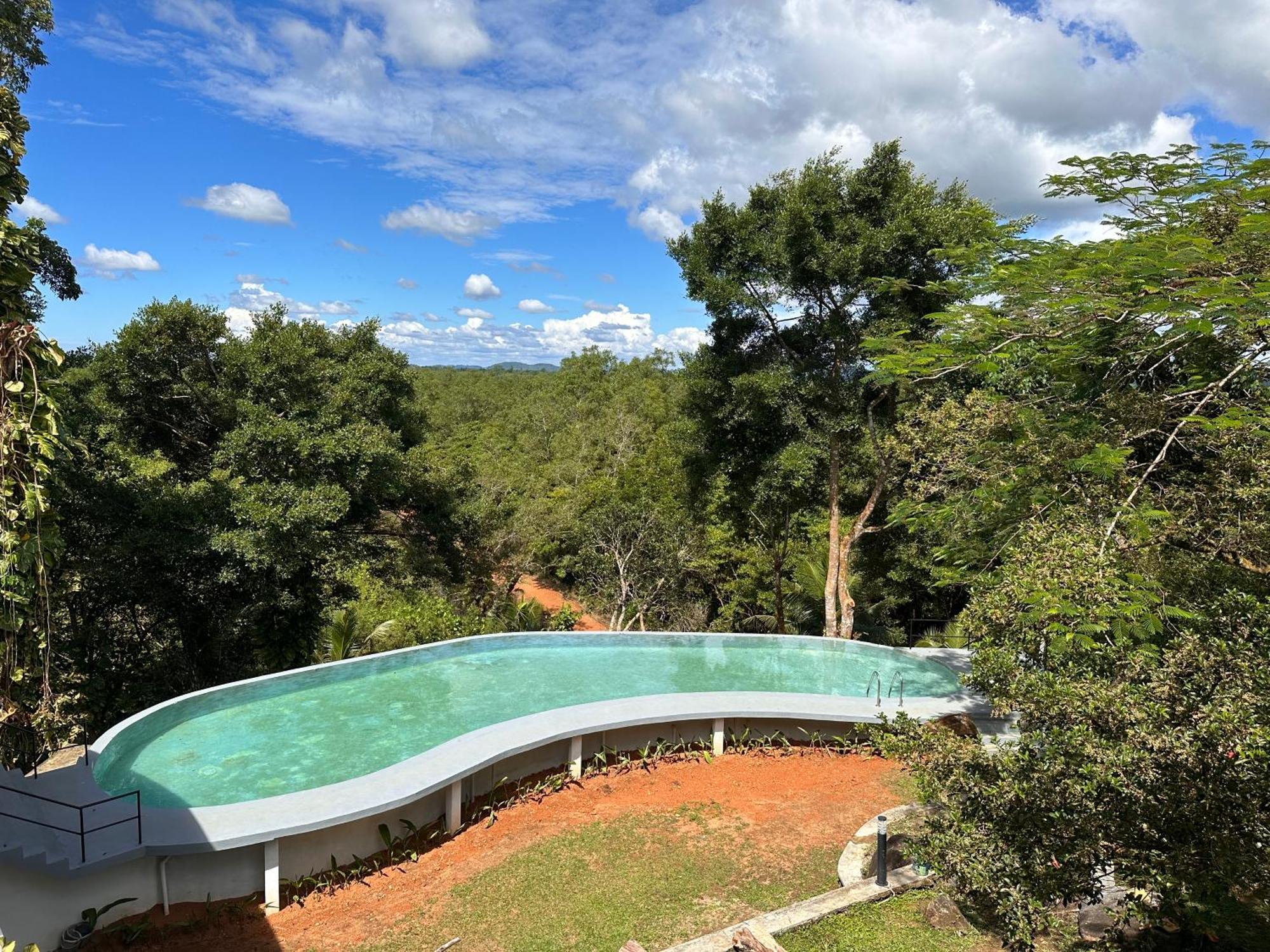 Mangrove Escapes Resort Bentota Bagian luar foto