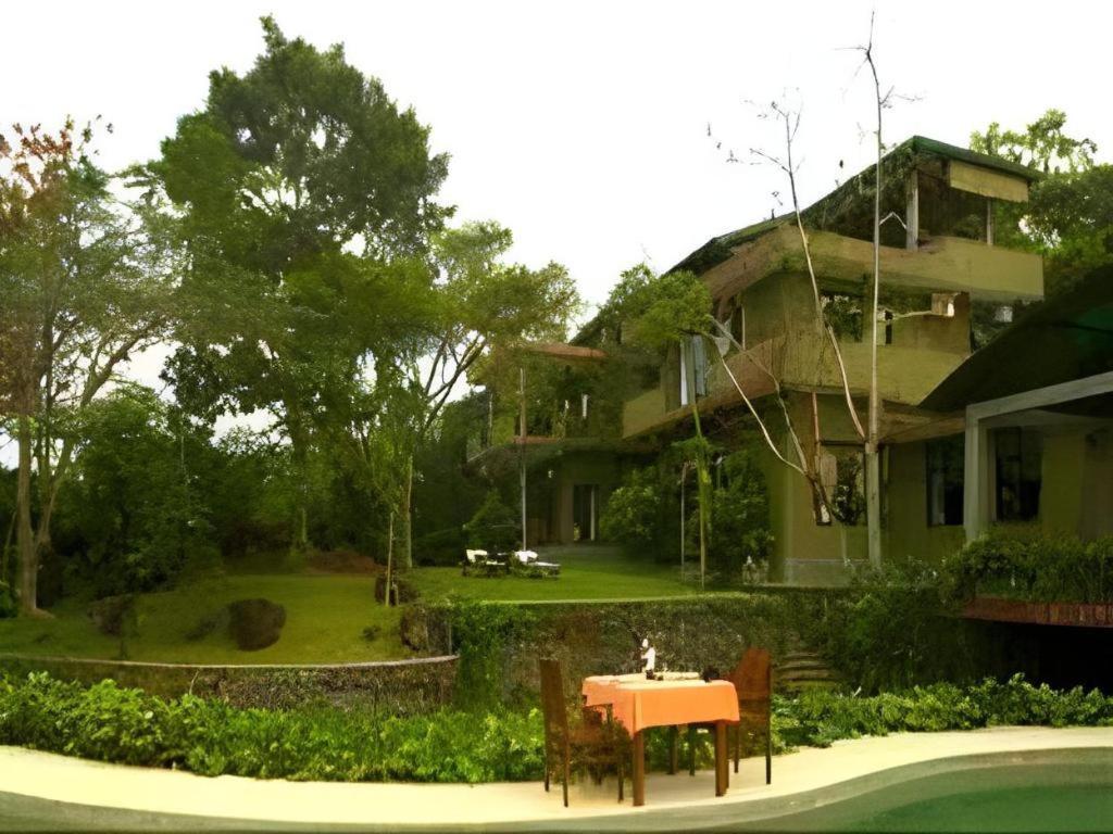 Mangrove Escapes Resort Bentota Bagian luar foto