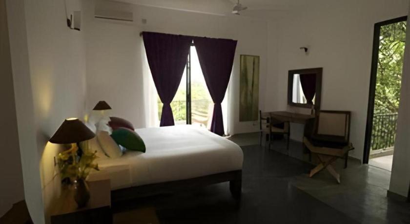 Mangrove Escapes Resort Bentota Bagian luar foto