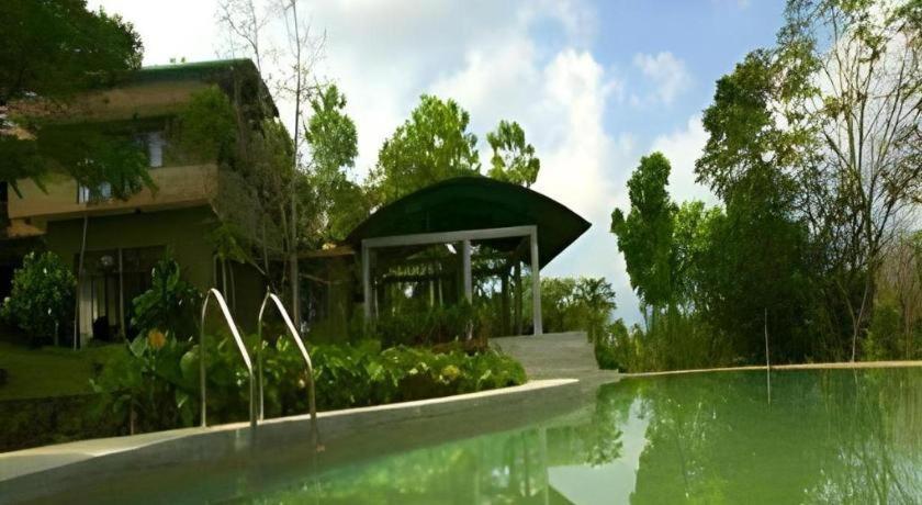 Mangrove Escapes Resort Bentota Bagian luar foto