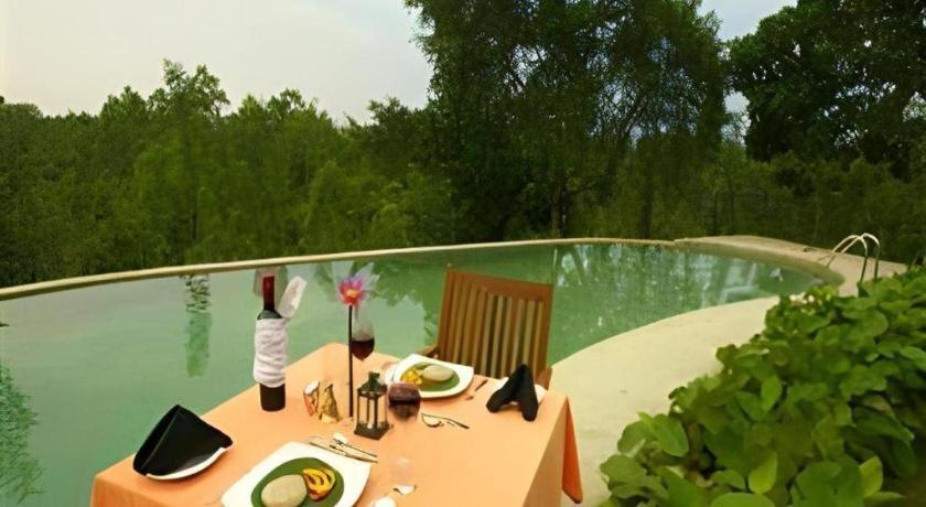 Mangrove Escapes Resort Bentota Bagian luar foto