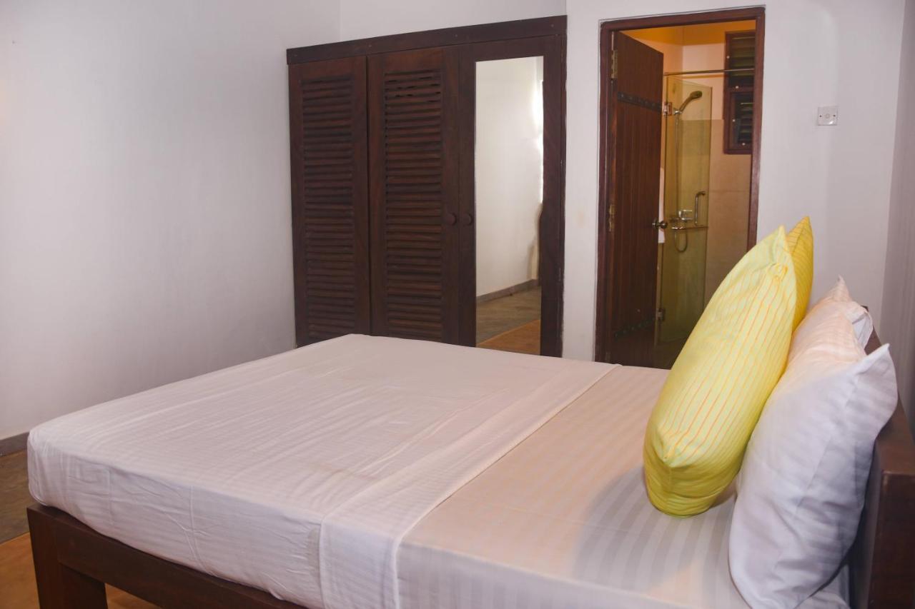 Mangrove Escapes Resort Bentota Bagian luar foto