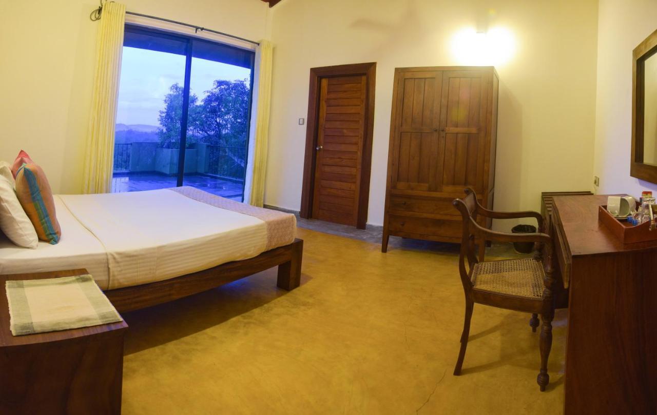 Mangrove Escapes Resort Bentota Bagian luar foto